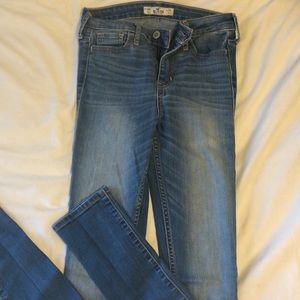 High waisted Hollister Jeans Size 0R